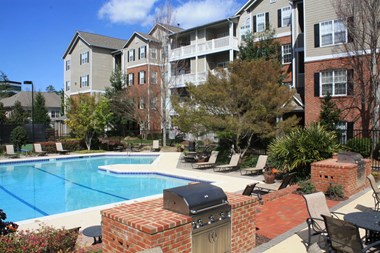 5385 Peachtree Dunwoody Rd 2 Beds Apartment for Rent - Photo Gallery 1