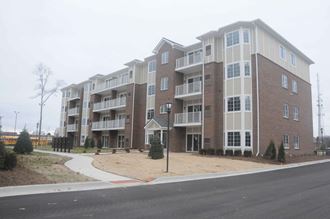 14931 Farmington Rd 1 Bed Apartment for Rent