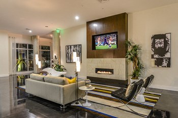 201 South Palm Avenue 1-3 Beds Apartment for Rent - Photo Gallery 3