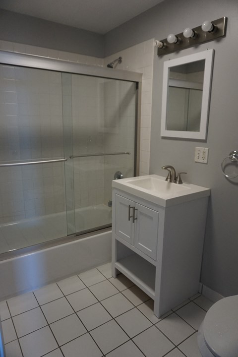 1822 South Bishop Street Studio-2 Beds Apartment for Rent - Photo Gallery 18