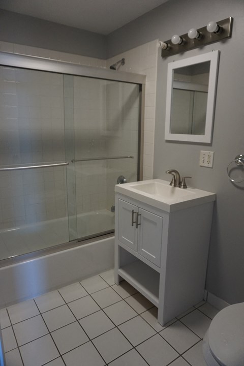 1822 South Bishop Street Studio-2 Beds Apartment for Rent - Photo Gallery 19