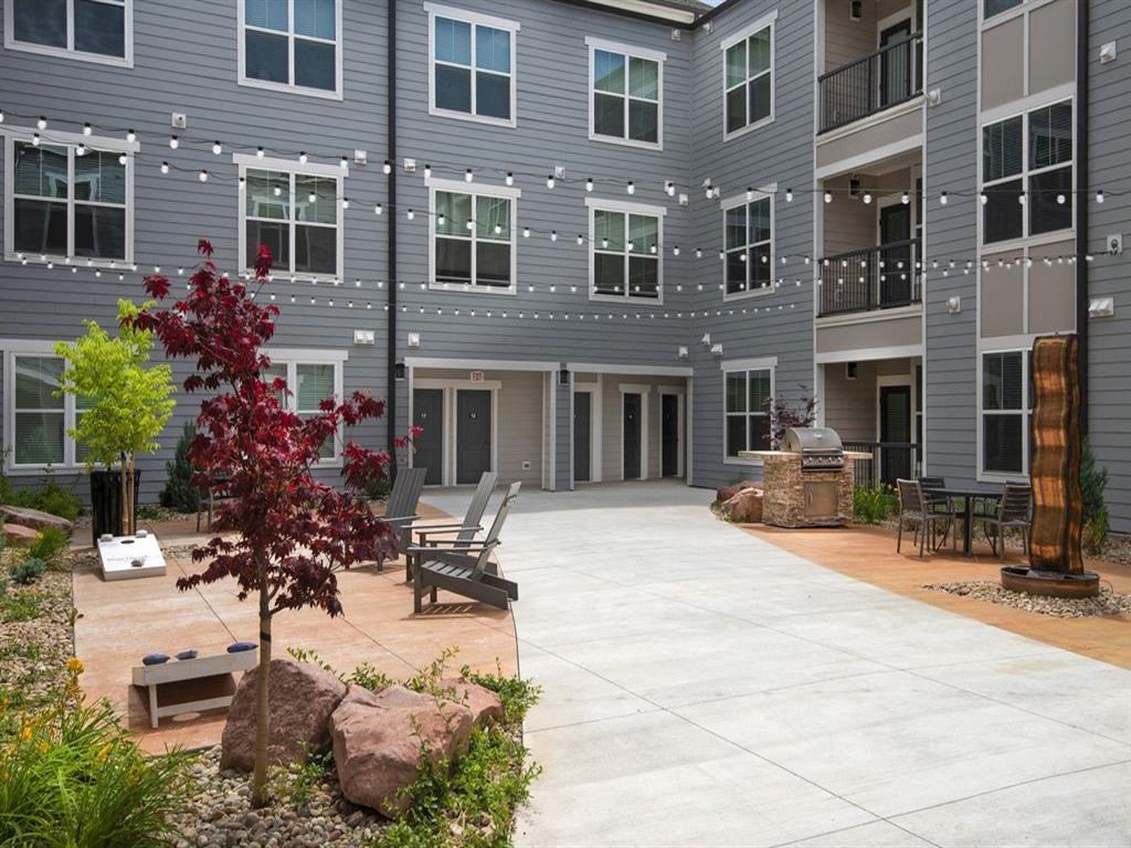 Courtyard at Watermark at Harvest Junction, Colorado