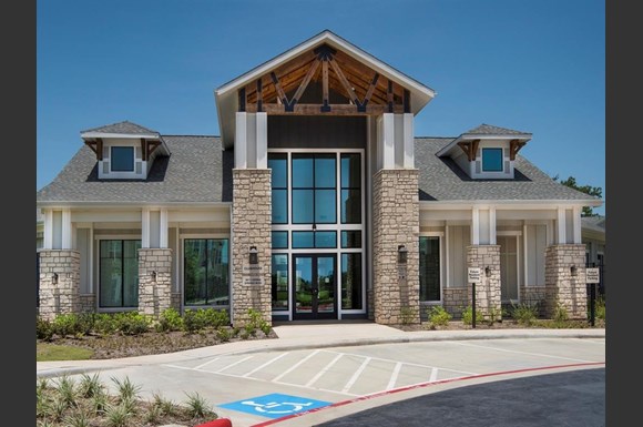 The Ranch At Sienna Plantation Apartments 8811 Sienna Springs Blvd Missouri City Tx Rentcafe