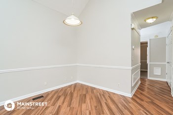 4068 Calumet Dr 4 Beds House for Rent - Photo Gallery 9