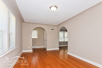 3111 Kemp Dr 2 Beds House for Rent - Photo Gallery 6
