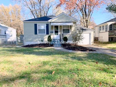 7447 Esterbrook Dr 3 Beds Apartment for Rent