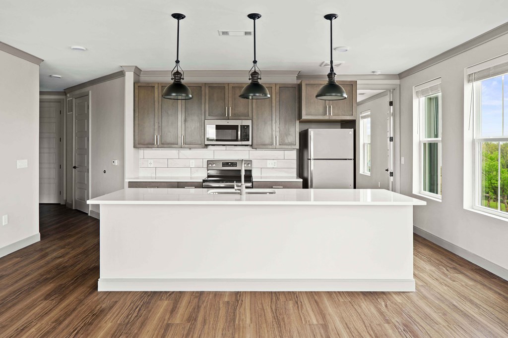 Upton Oxmoor Apartments Louisville kitchen with oversized island