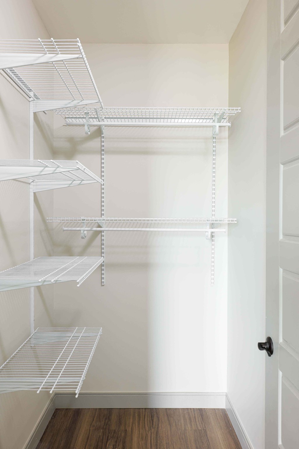 Upton Oxmoor Apartments Louisville walk-in closet