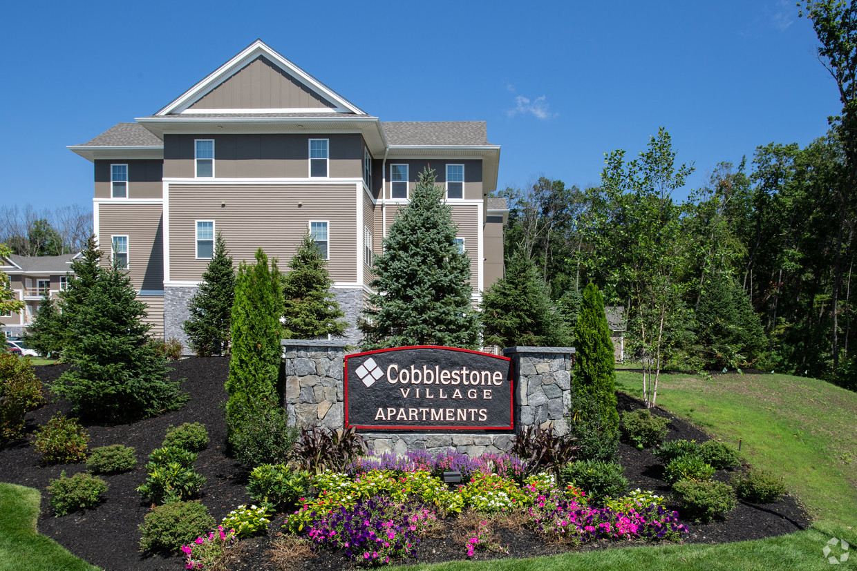 Cobblestone Village Apartments 7 Cobblestone Village Way Millbury Ma Rentcafe