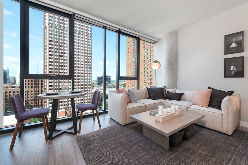833 North Clark Studio-3 Beds Apartment for Rent - Photo Gallery
