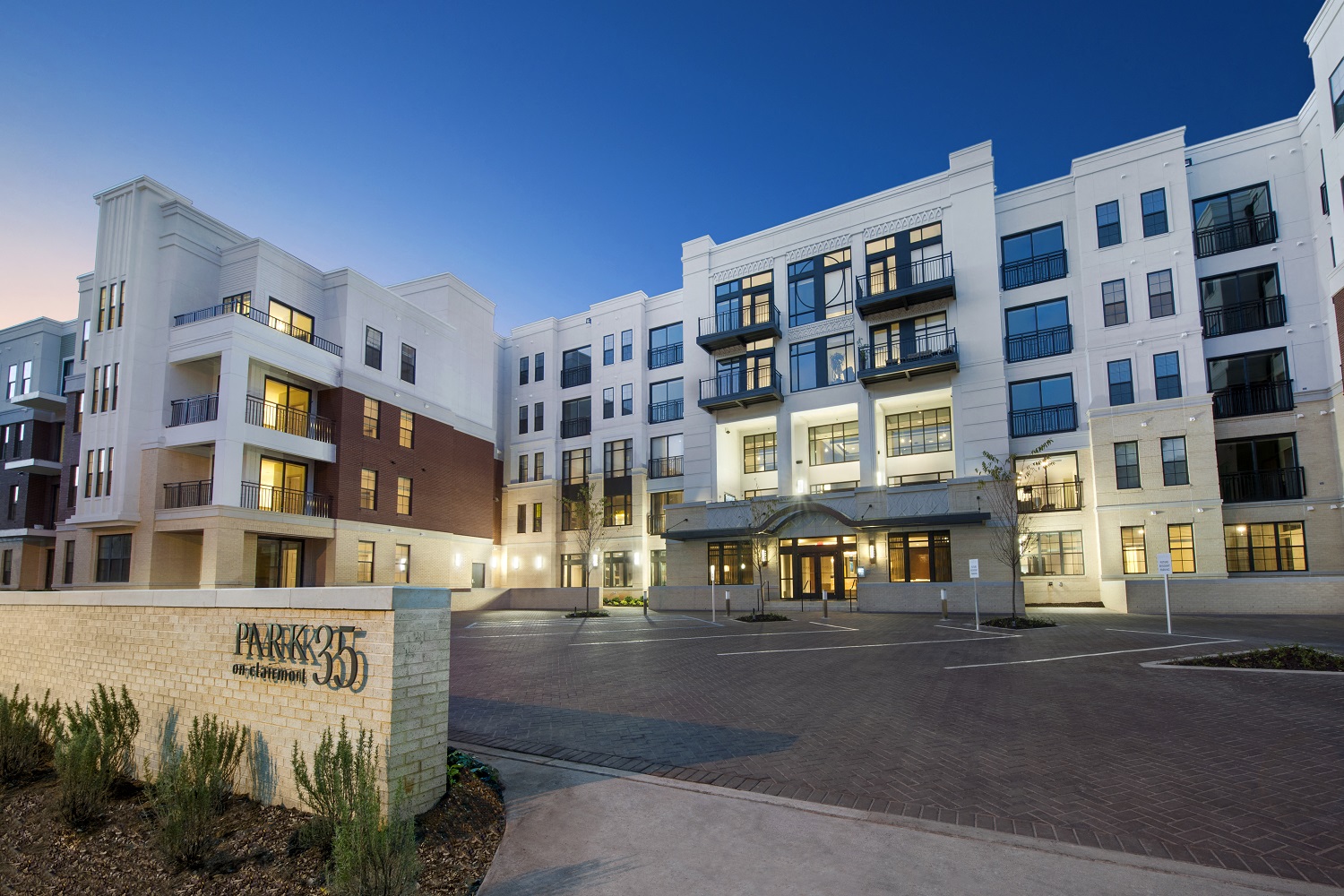 Photos and Video of Park 35 on Clairmont in Birmingham, AL