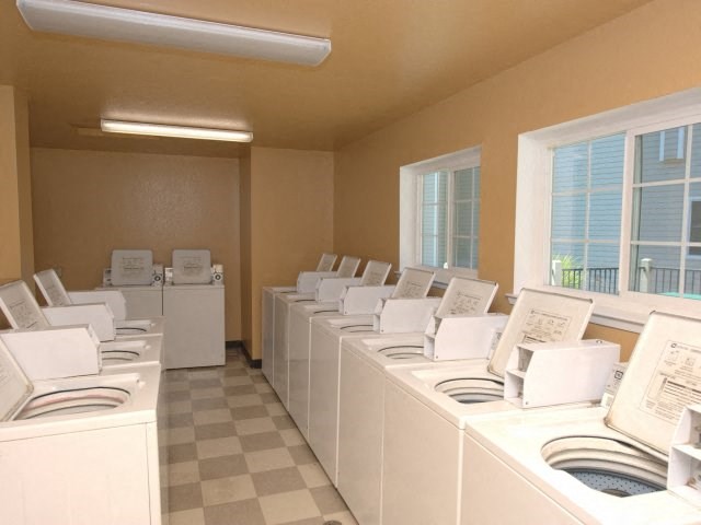 Laundry Facility at VIZCAYA APARTMENTS, SANTA MARIA, CA 93458