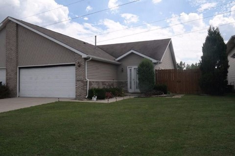 1743 West 86Th Lane 3 Beds Apartment for Rent