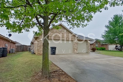 529 Loyd Ln 3 Beds Apartment for Rent