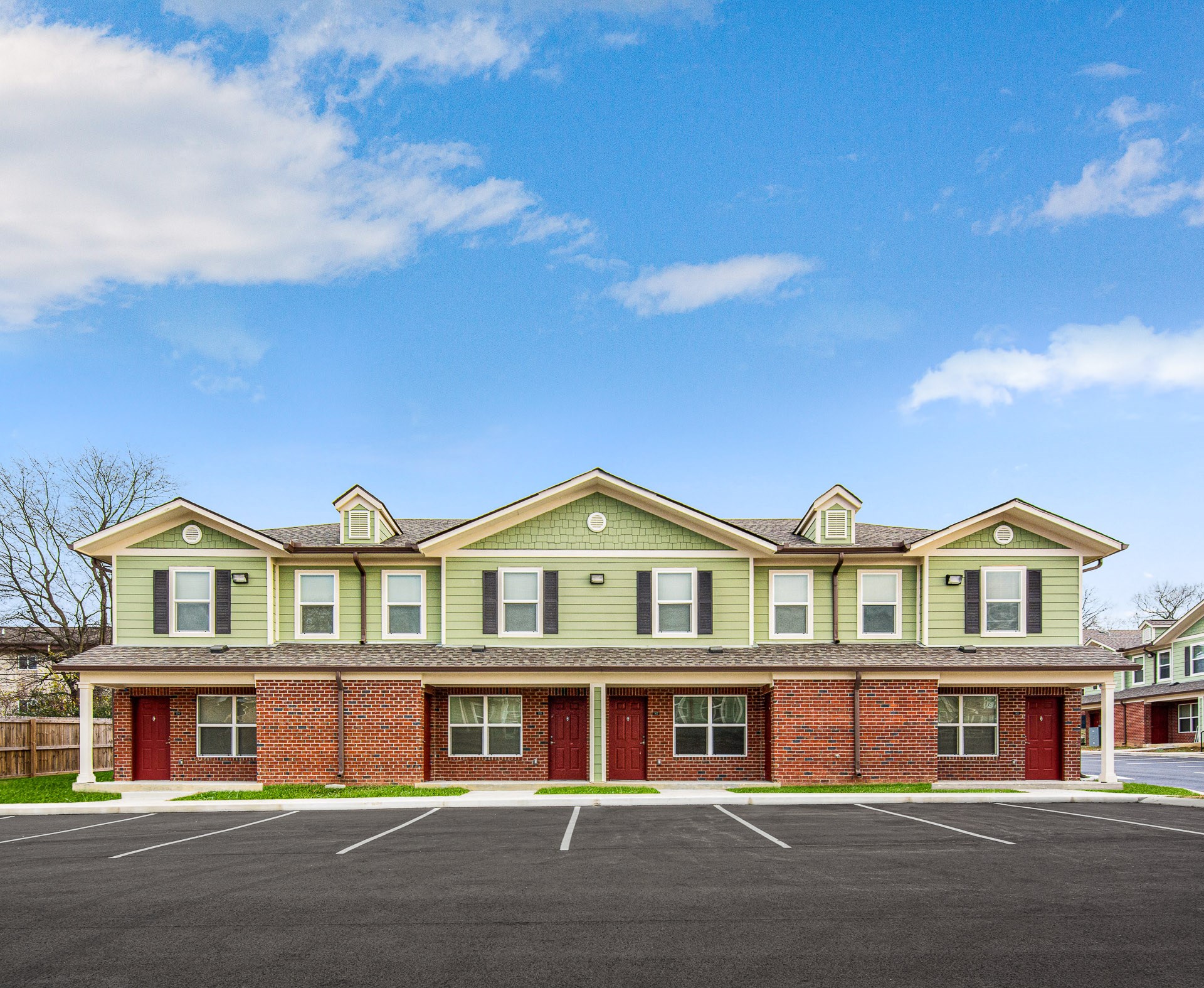 Forest Bend Townhouses Apartments, 501 Forest Park Road, Madison, TN