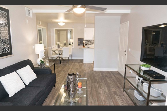 Madison At Spring Valley Apartments 5540 West Harmon Avenue Las Vegas Nv Rentcafe