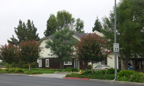 Twin Oaks Town Homes