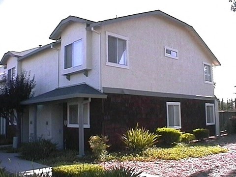 Twin Oaks Town Homes