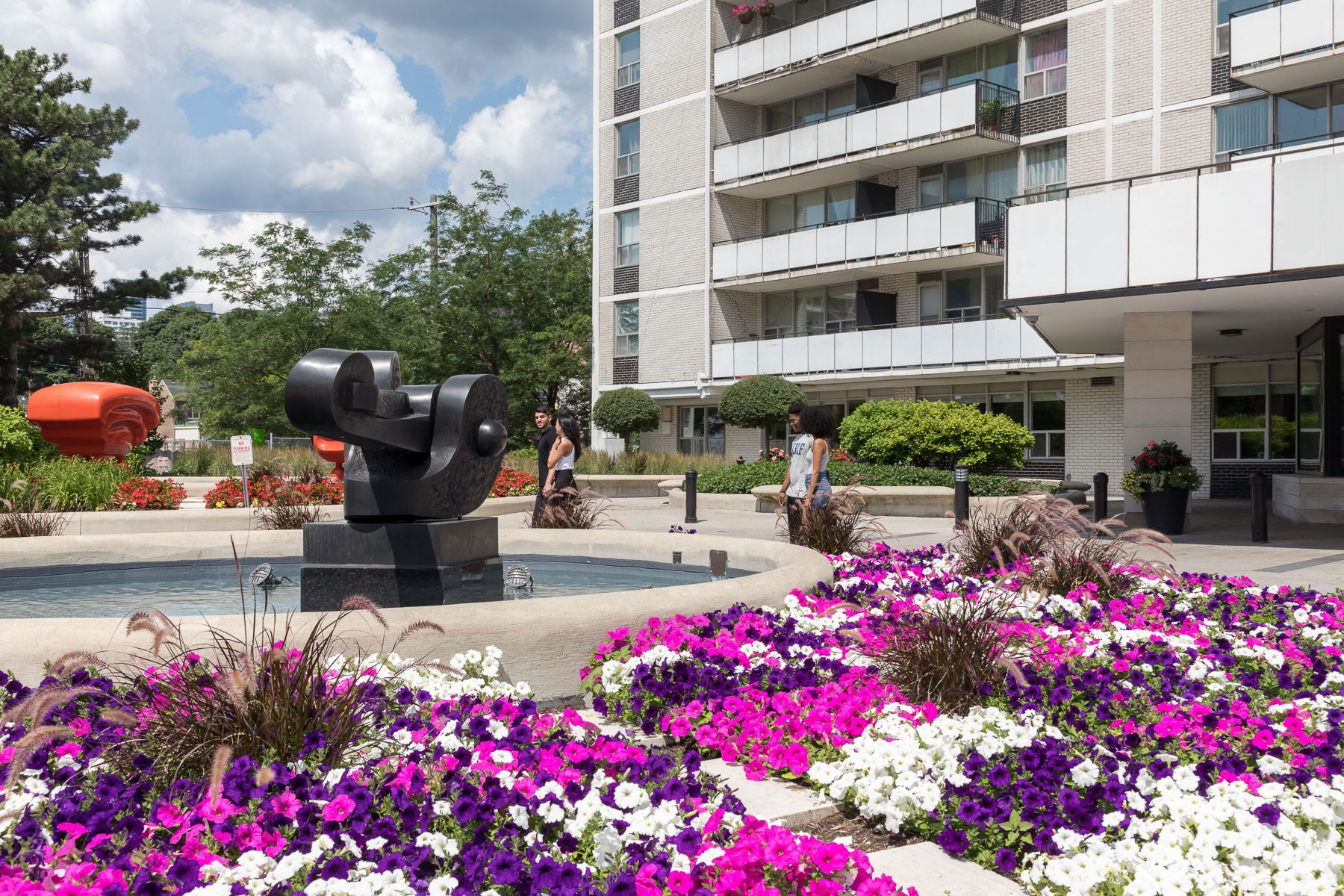 Davisville Village Community 77 Apartments, 77 Davisville Avenue