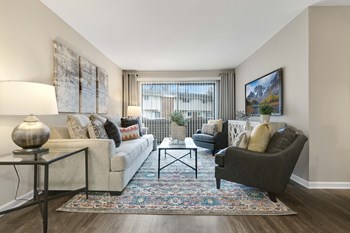 1204 Sherwood Ct. 1-2 Beds Apartment for Rent - Photo Gallery 3