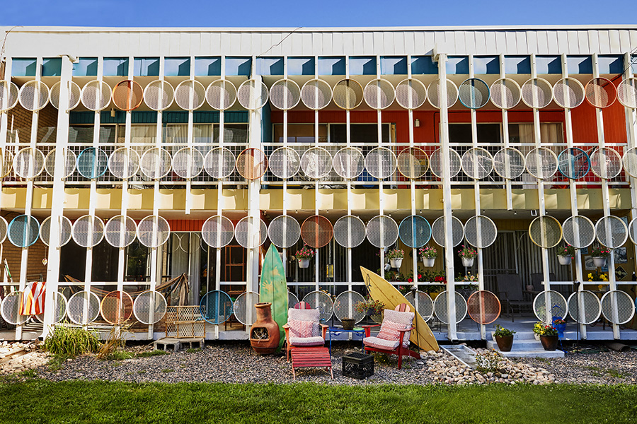 Country Club Gardens Apartments in Denver, CO