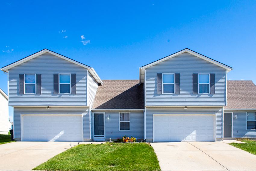 Hearthstone Crossing Duplexes Apartments, 1310 Minnie Ave B, Belton