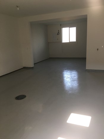 #206-3220 11th Street 3 Beds House for Rent - Photo Gallery 2