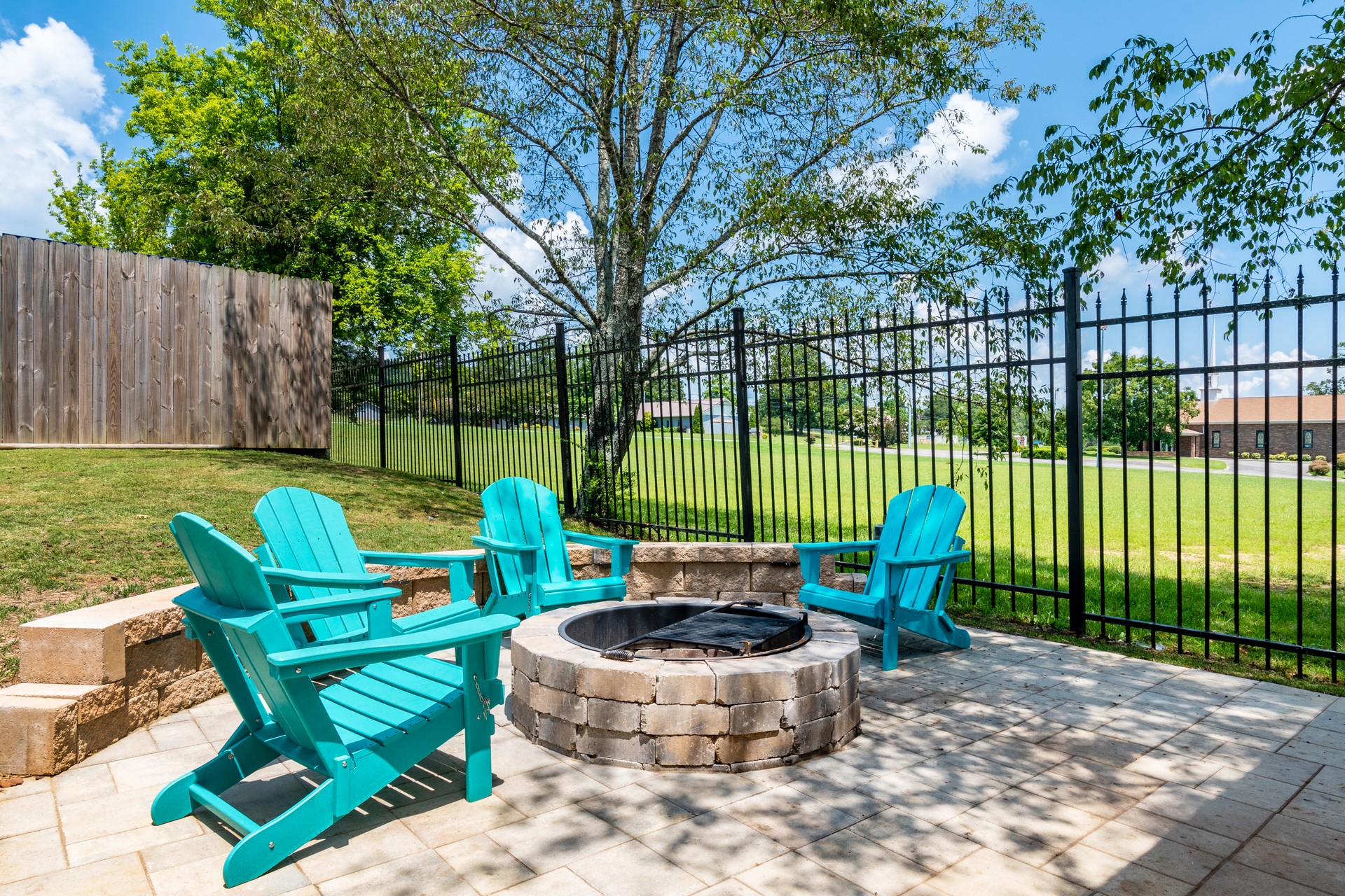 The Pointe At Westland