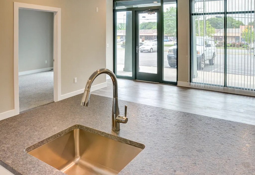 Stainless steel sink.