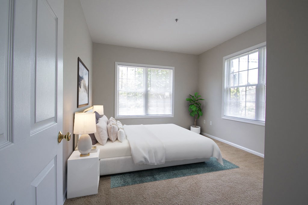 Spacious bedroom.