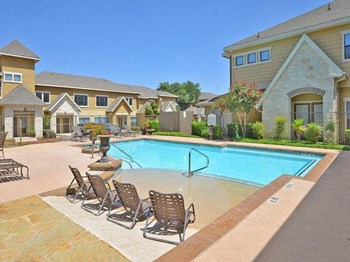san antonio apartments with a swimming pool - Photo Gallery 17