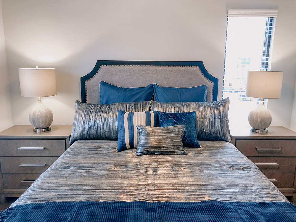 Luxurious Bedroom at The Ivy at Berlin Place, South Bend