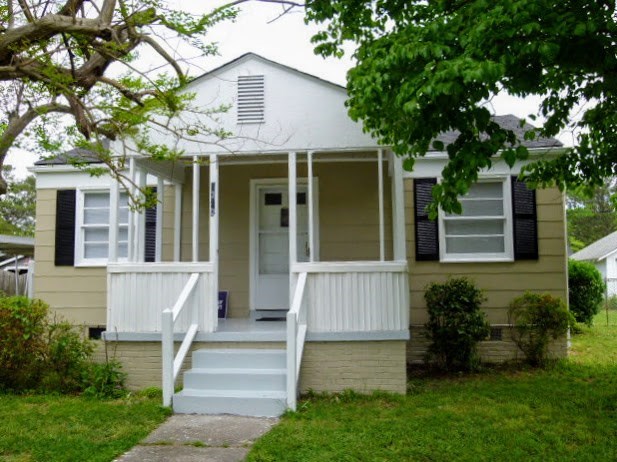 1312 Summerland Drive Studio House for Rent - Photo Gallery 1