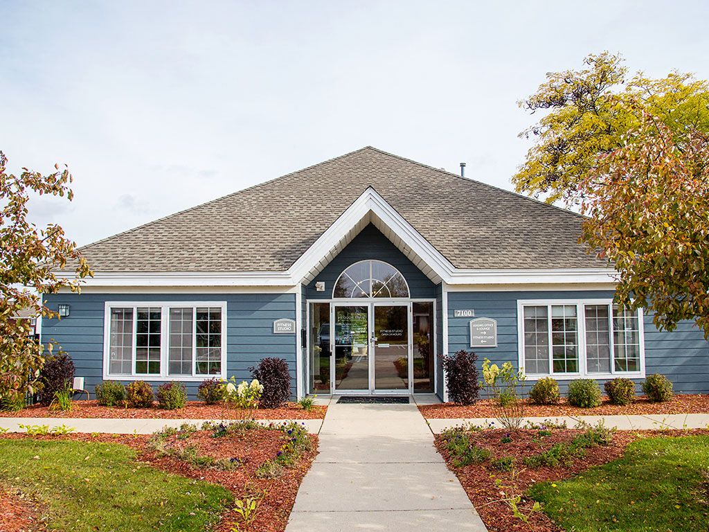 Mequon Trail Townhomes - Clubhouse Exterior