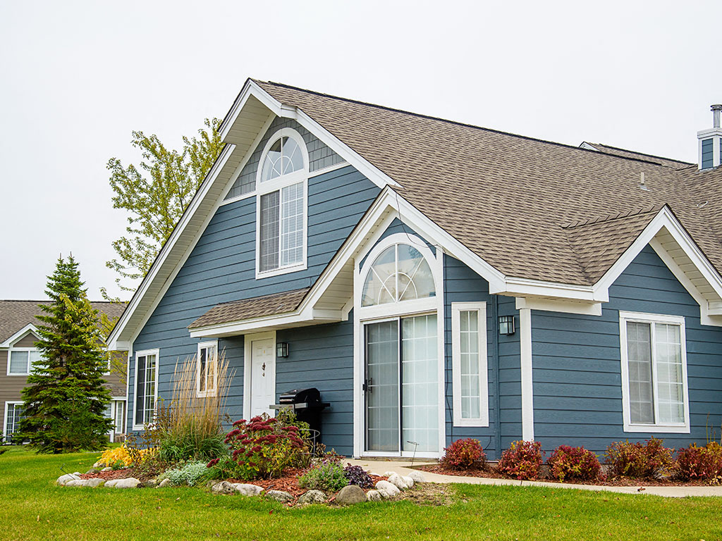 Mequon Trail Townhomes - Exterior