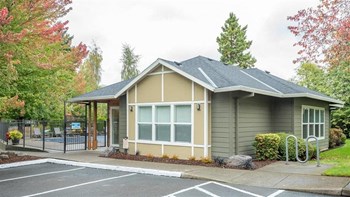 8376 SW Pfaffle 1-2 Beds Apartment for Rent - Photo Gallery 2