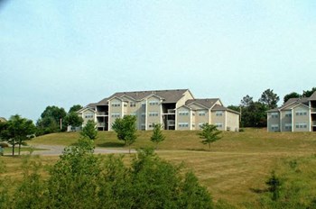 150 Brentwood Circle 1-3 Beds Apartment for Rent - Photo Gallery 3