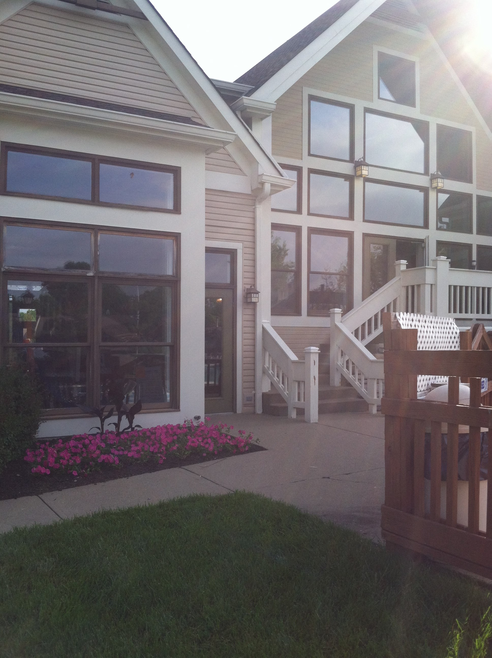 The Crossings Of Oakbrook Apartments, 6220 Crossings Drive, Burlington