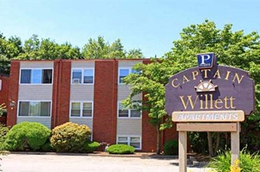 591 Willett Ave 1-2 Beds Apartment for Rent