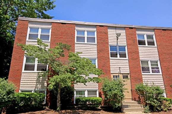 591 Willett Ave 1-2 Beds Apartment for Rent - Photo Gallery