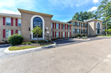 4685 Chamblee Dunwoody Rd 2 Beds Apartment for Rent - Photo Gallery 1