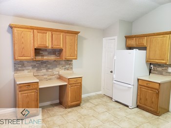 5139 Kilkenny Dr 4 Beds House for Rent - Photo Gallery 6