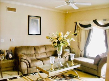 3351 N Lumpkin Road 2-3 Beds Apartment for Rent - Photo Gallery 10