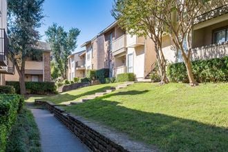 6031 Pineland Drive 1-2 Beds Apartment for Rent