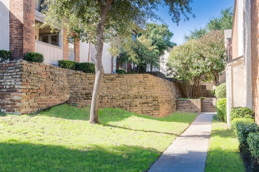 Wildflower Apartments, 6031 Pineland Drive, Dallas, TX - RentCafe