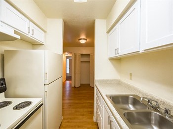 4910 Allendale 1-4 Beds Apartment for Rent - Photo Gallery 11