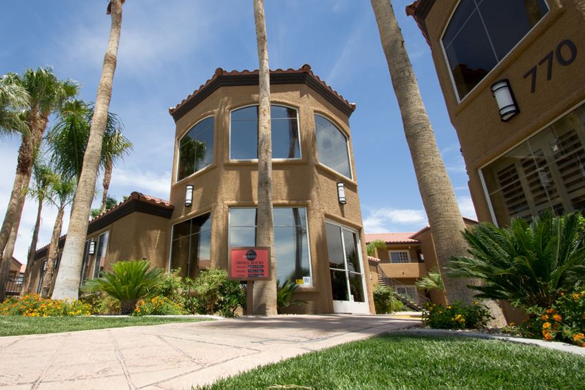 Sedona At Lone Mountain Apartments, 770 West Lone Mountain Road, North