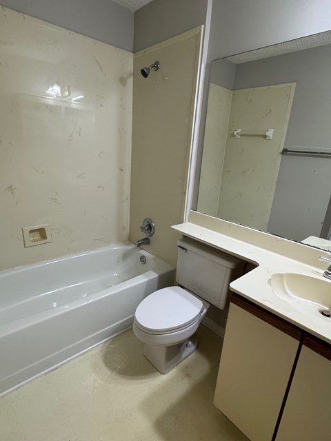 2220 Goodwood Boulevard Southeast 2 Beds Apartment for Rent