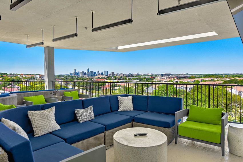 Sitting area view at Edison, Austin - Photo Gallery 1