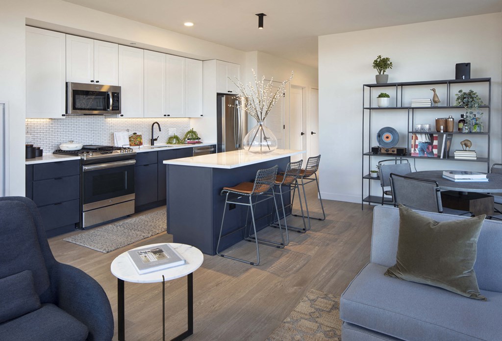 Gourmet Kitchens with Prep Islands at North+Vine, Chicago, Illinois